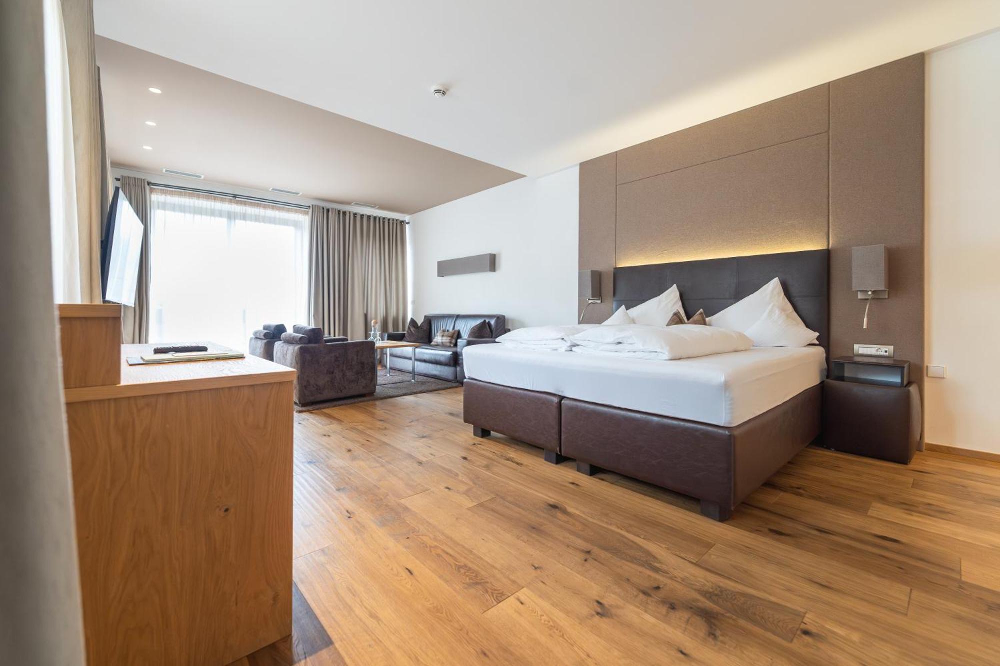 Hotel Schlosswirt Schenna Zewnętrze zdjęcie