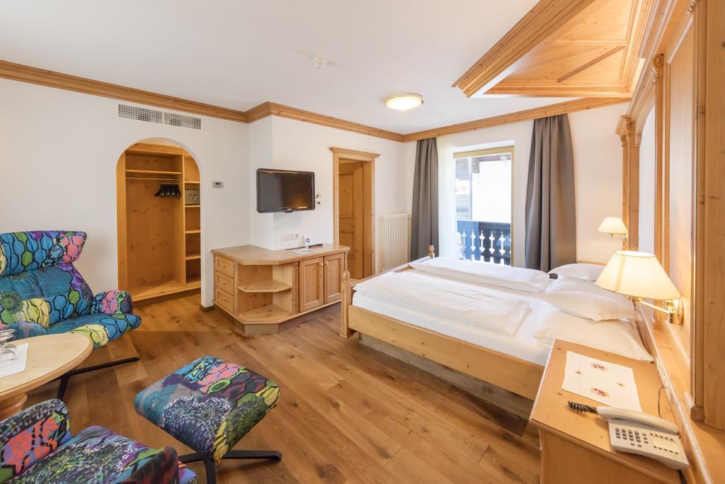 Hotel Schlosswirt Schenna Zewnętrze zdjęcie